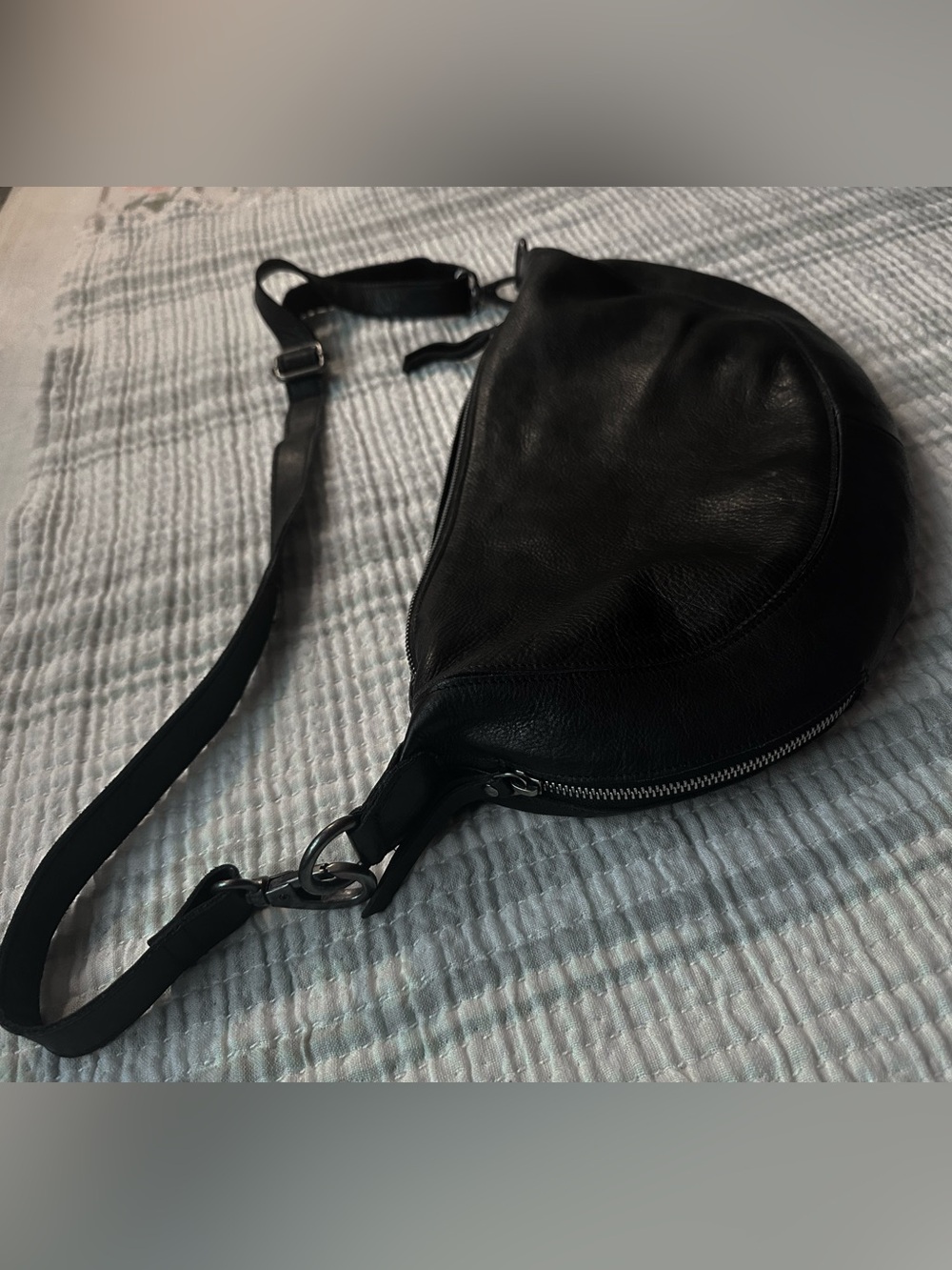 Latico Black Full-Grain Leather Callie Sling Crossbody - EUC - Picture 12 of 16